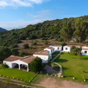  Alloggio per agriturismo Turudhis Italia